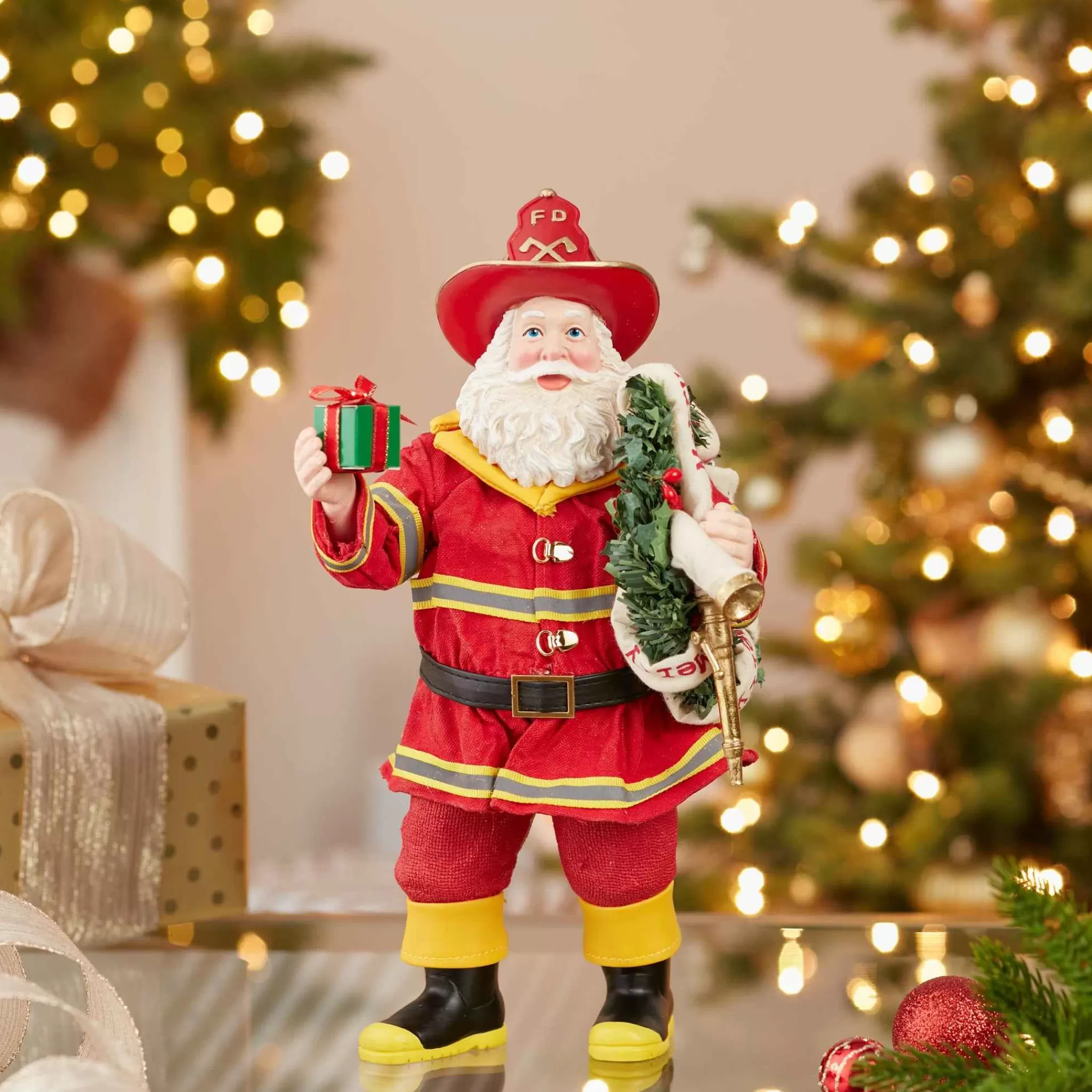 Kurt Adler 11-Inch Fabriche Fireman Santa With Wreath And Hose