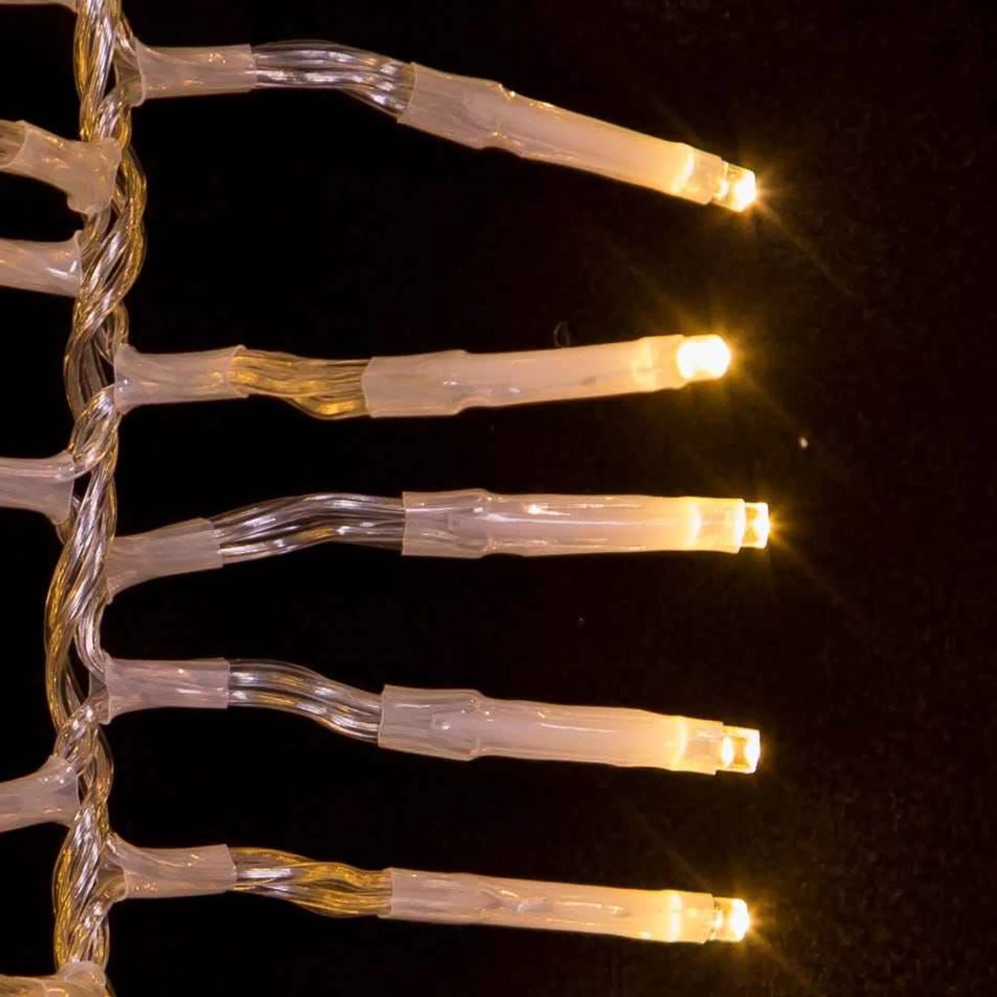 Kurt Adler 480-Light 15.7-Foot Warm White Led Connectable Cluster Garland