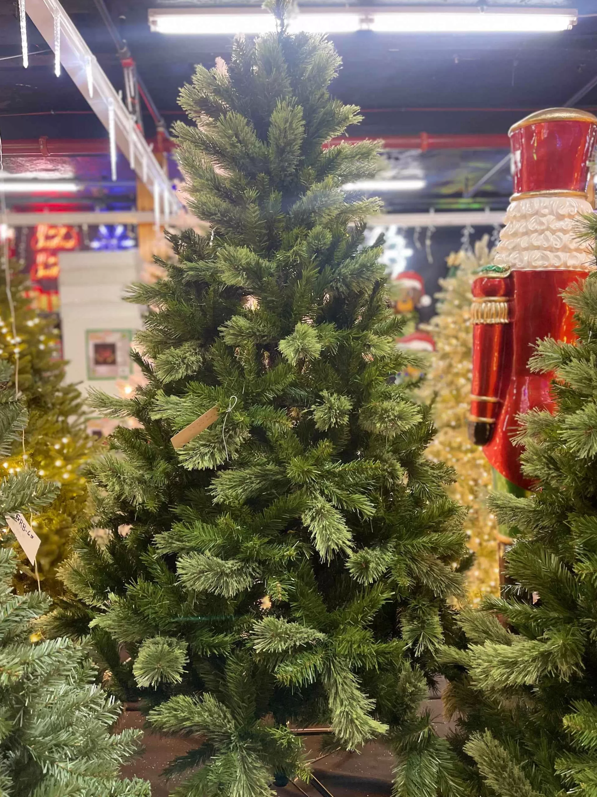 Puleo International 6.5Ft Non-Lit Norway Pine Tree #114-Njg-65